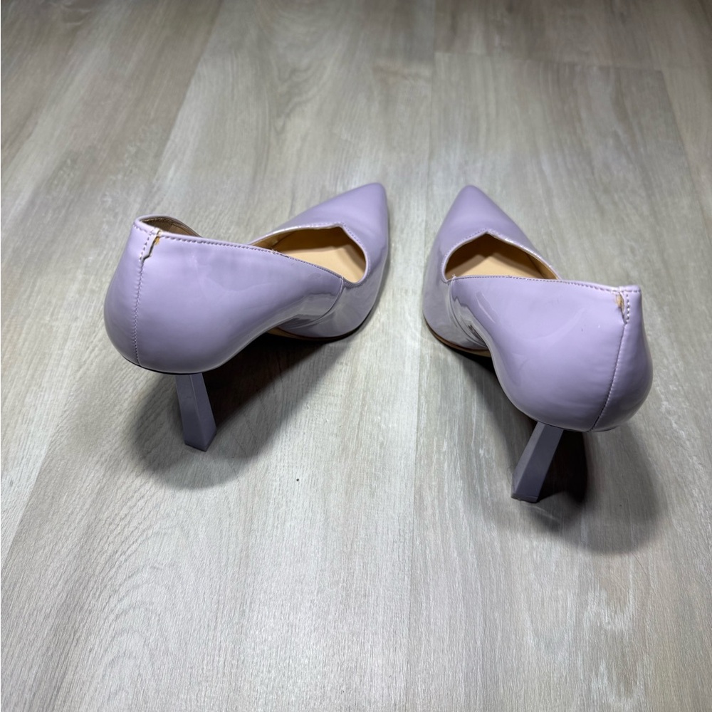 Jennifer Lopez Pastel Purple Heels - Picture 2 of 3